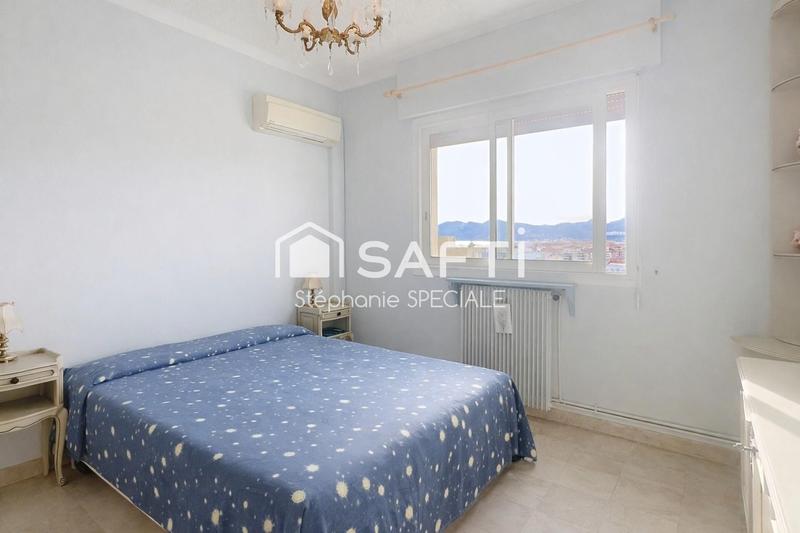 Appartement - 92 m² - 5 pièces