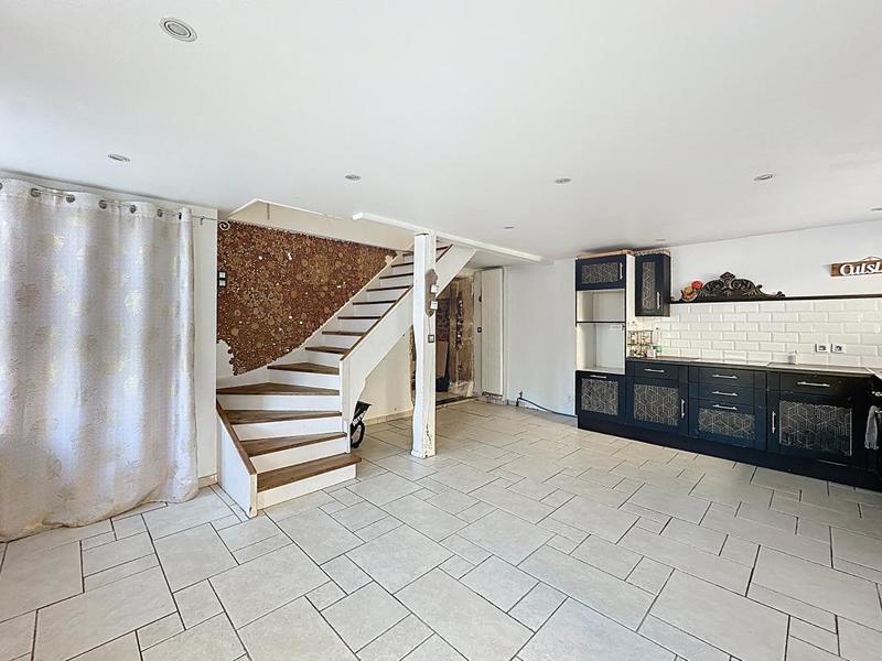 Maison - 110 m² - 4 pièces