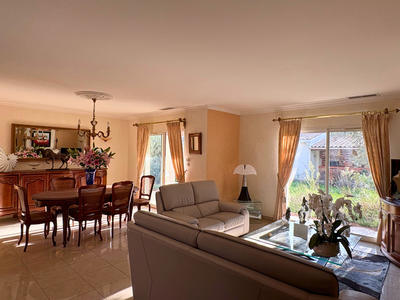 Maison - 135 m² - 5 pièces