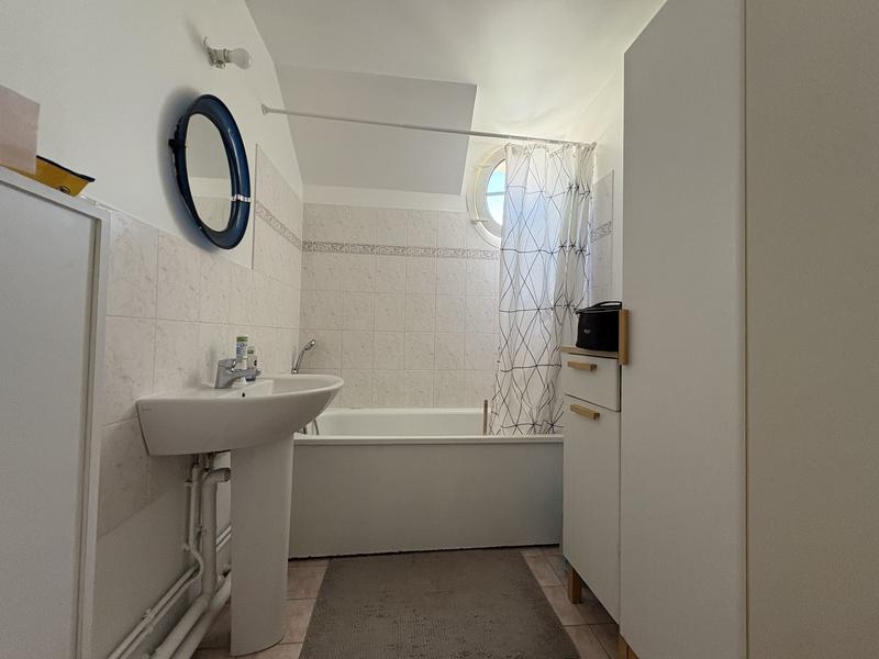 Maison traditionnelle - 80 m² - 5 pièces