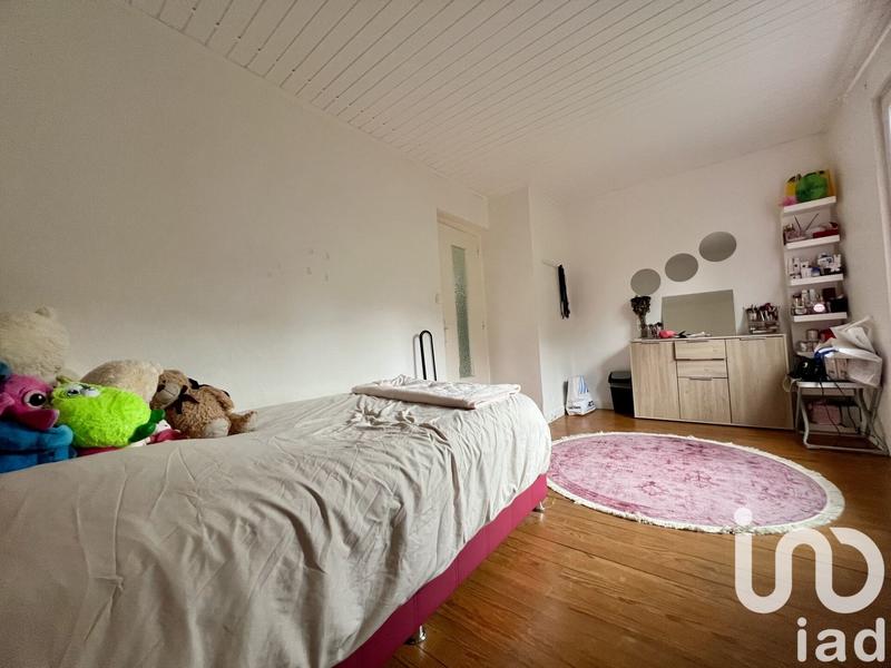 Maison - 253 m² - 8 pièces