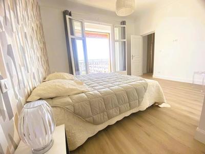 Appartement - 96 m² - 3 pièces