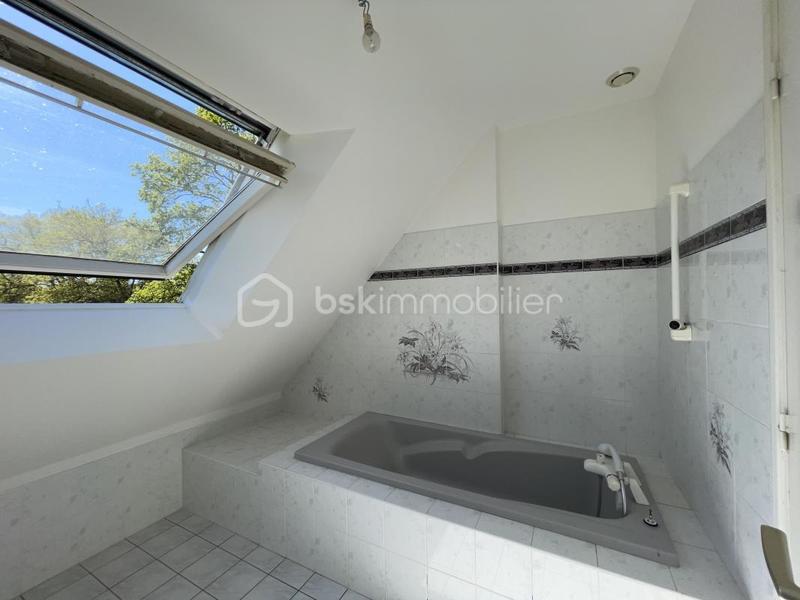 Maison - 136 m² - 6 pièces