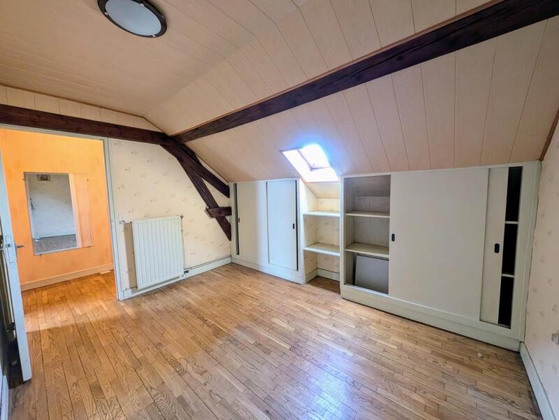 Maison - 174 m² - 7 pièces