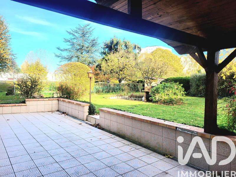 Maison de ville - 111 m² - 5 pièces