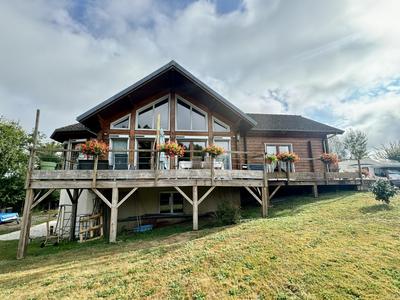 Maison - 130 m² - 4 pièces