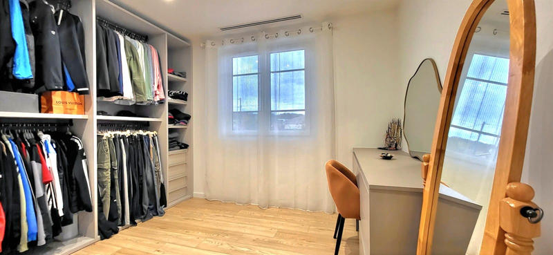 Maison - 140 m² - 6 pièces