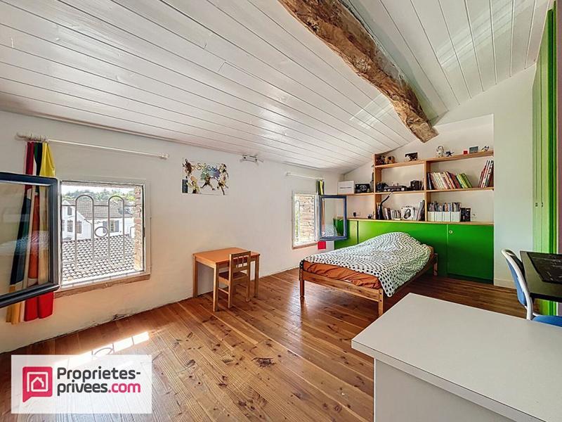 Maison - 206 m² - 6 pièces