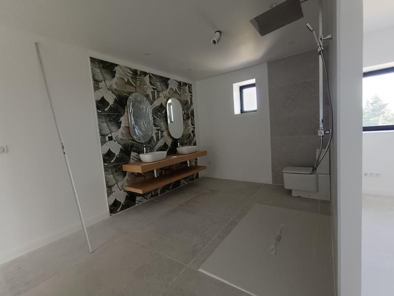 Propriété - 450 m² - 10 pièces