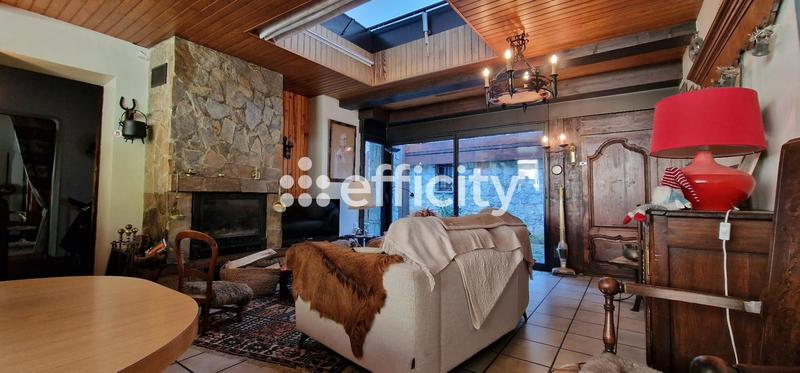 Maison - 152 m² - 6 pièces