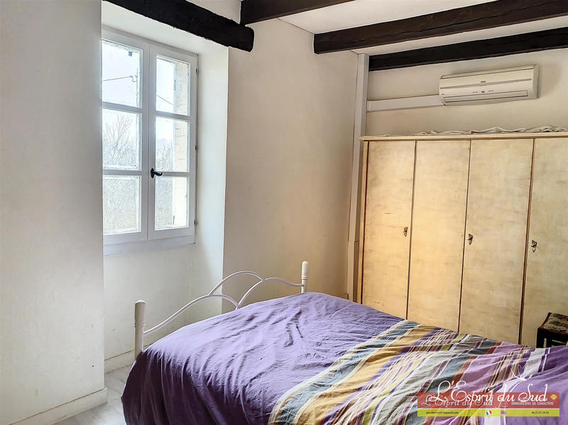 Maison - 280 m² - 4 pièces