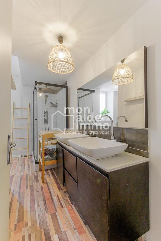 Maison - 144 m² - 5 pièces