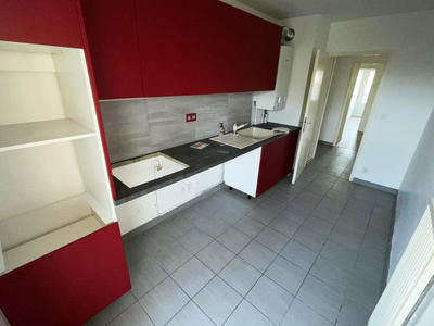 Appartement - 82 m² - 4 pièces