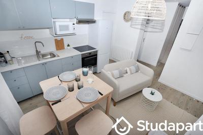 Chambre - 13 m² - 1 pièce