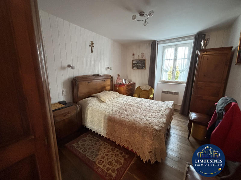 Maison - 224 m² - 8 pièces