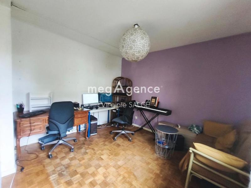 Appartement - 82 m² - 4 pièces