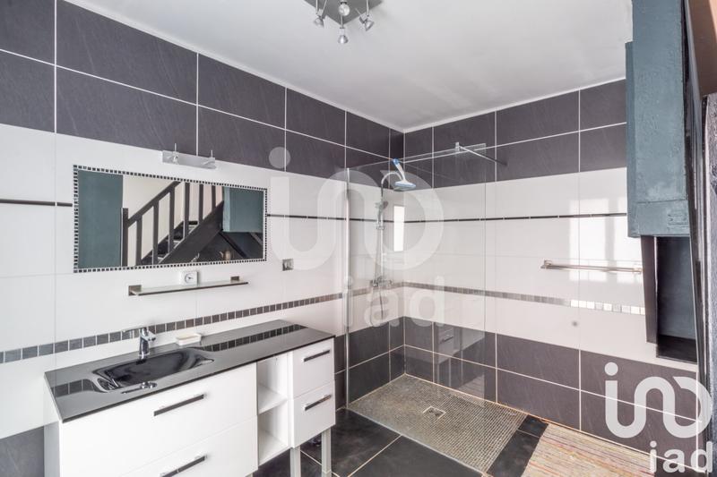 Maison - 144 m² - 6 pièces