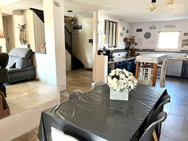 Villa - 145 m² - 6 pièces