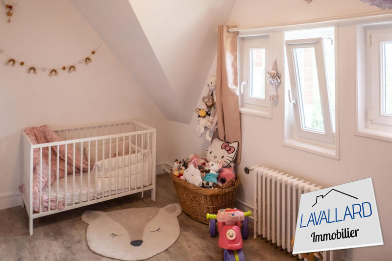 Maison traditionnelle - 110 m² - 7 pièces