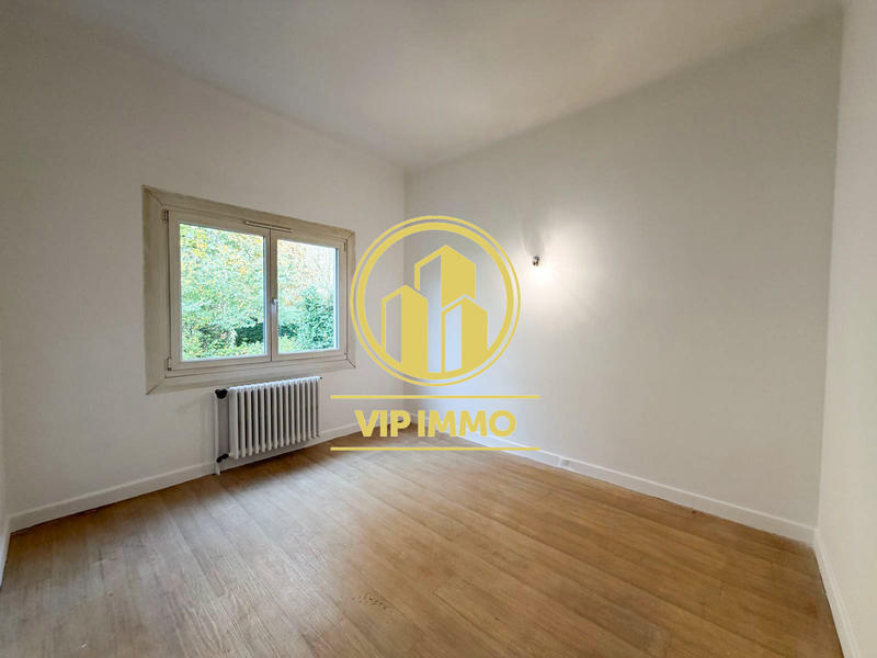 Maison - 188 m² - 7 pièces