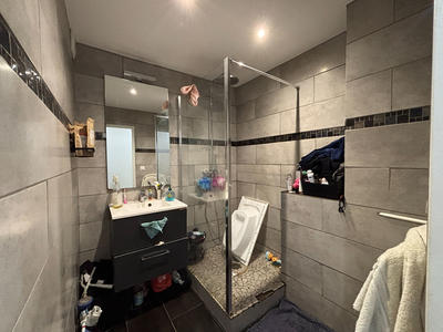 Appartement - 81 m² - 3 pièces