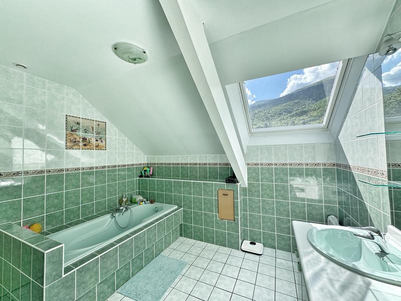 Maison - 164 m² - 6 pièces