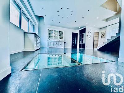 Maison de village - 304 m² - 7 pièces