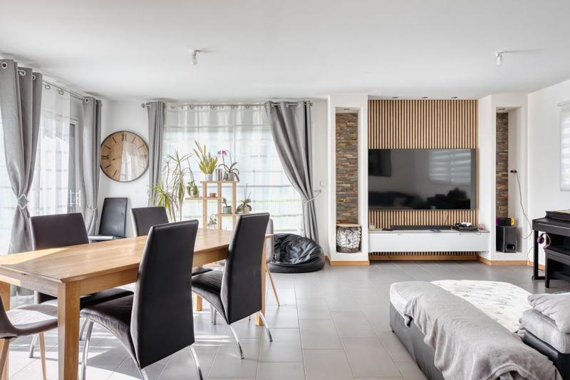 Maison ancienne - 169 m² - 7 pièces