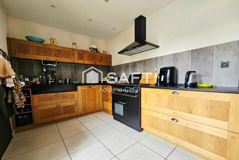 Maison - 168 m² - 13 pièces