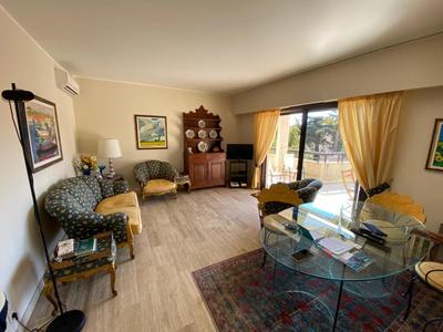 Appartement - 86 m² - 4 pièces