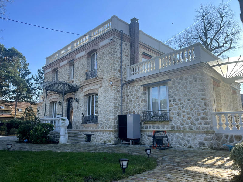 Maison bourgeoise - 280 m² - 10 pièces