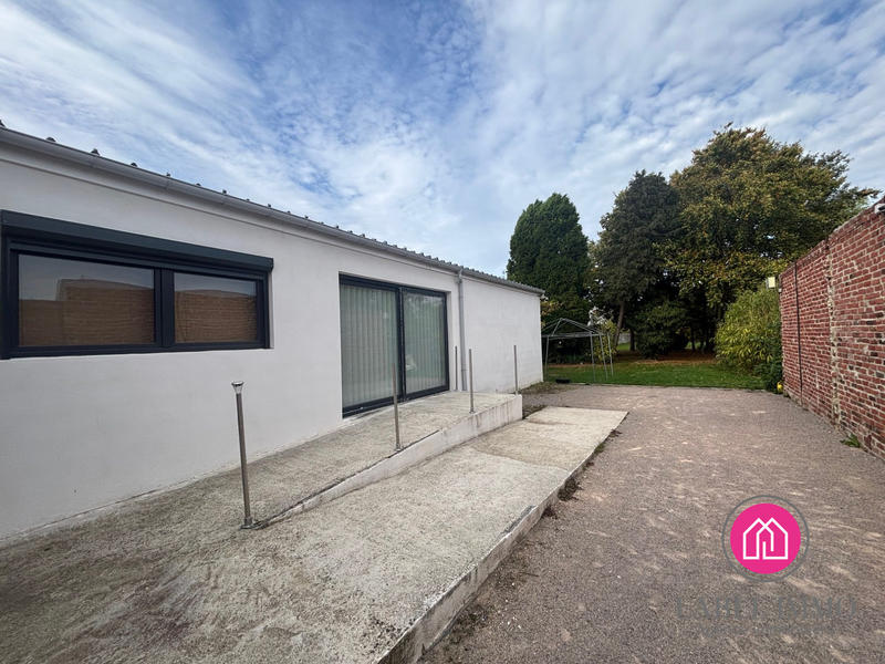 Maison - 220 m² - 8 pièces