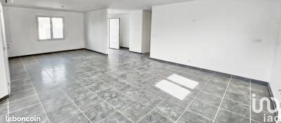 Maison - 94 m² - 4 pièces