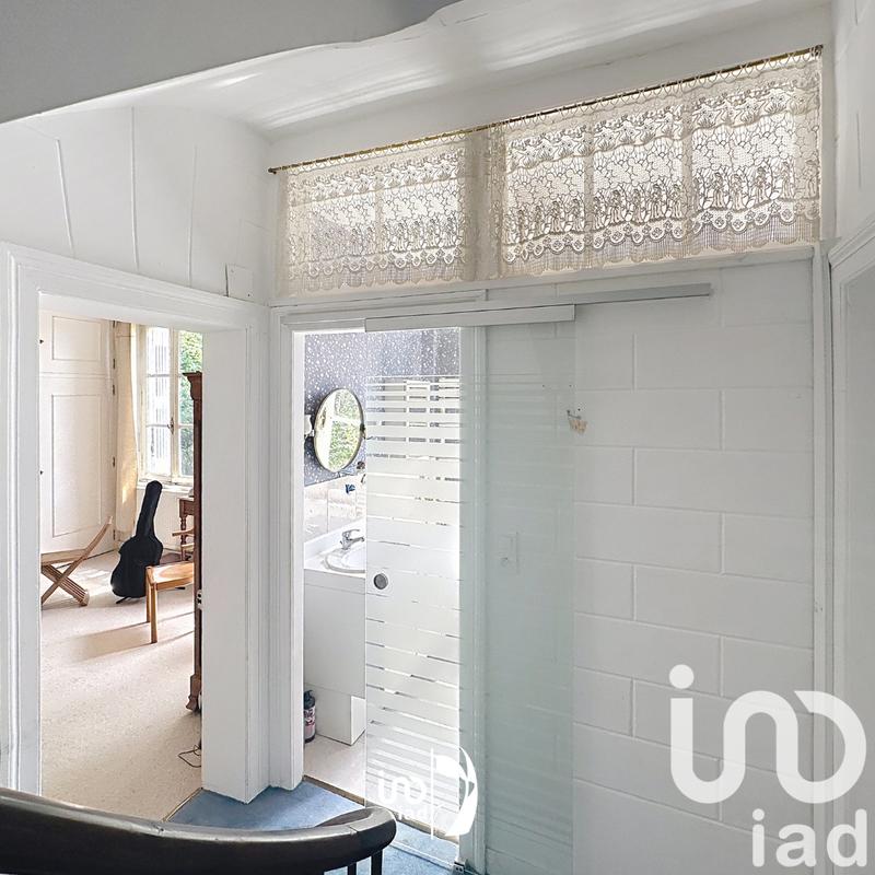 Maison - 246 m² - 7 pièces