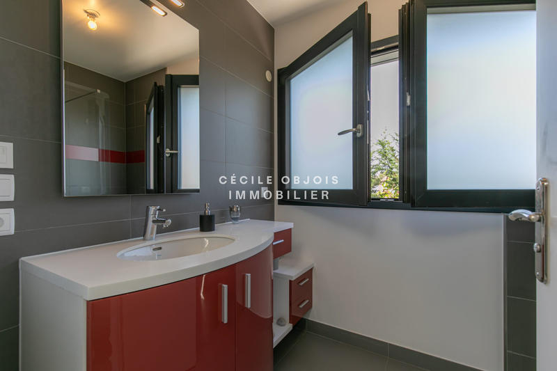 Maison contemporaine - 150 m² - 7 pièces