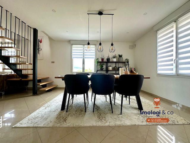 Appartement - 143 m² - 5 pièces