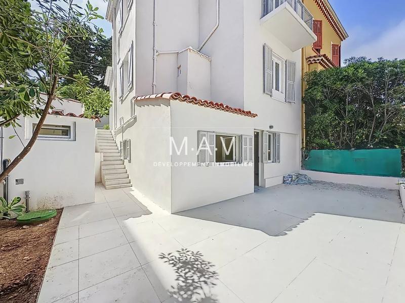 Maison de ville - 136 m² - 7 pièces