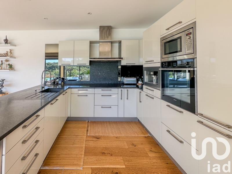 Maison de maîtres - 185 m² - 6 pièces