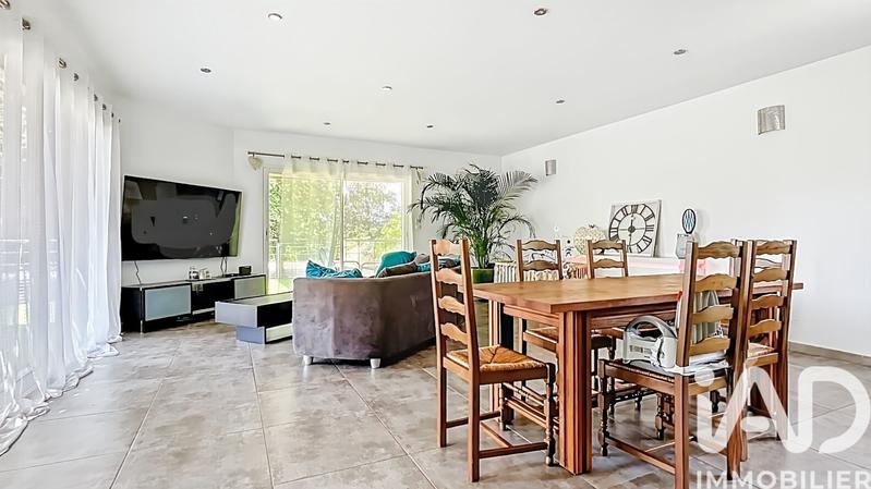 Maison - 142 m² - 5 pièces