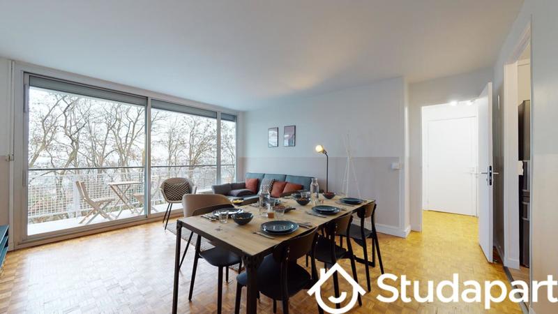 Chambre - 11 m² - 1 pièce