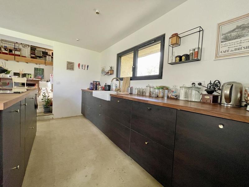 Maison en pierre - 228 m² - 8 pièces