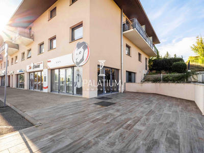 Local commercial - 174 m²