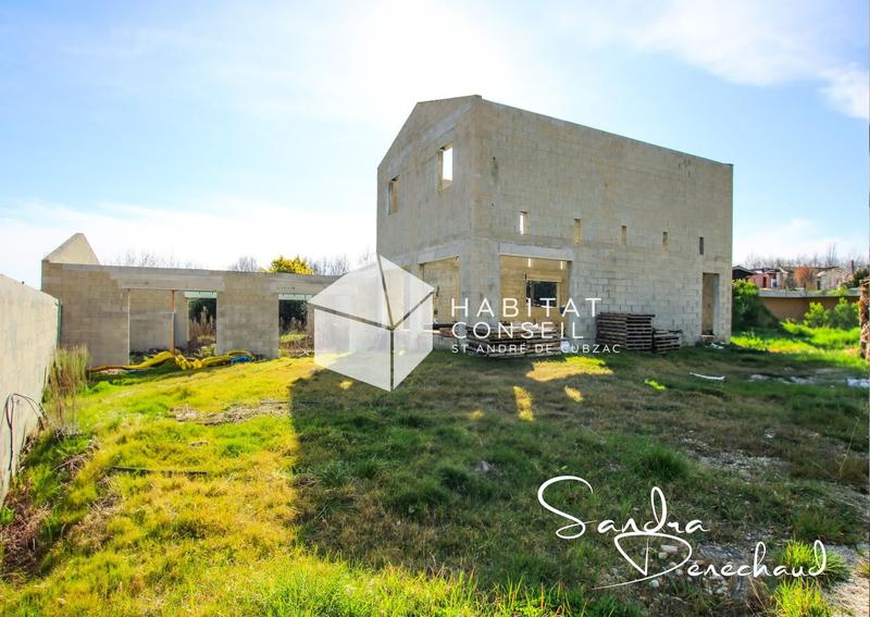 Maison - 180 m² - 6 pièces