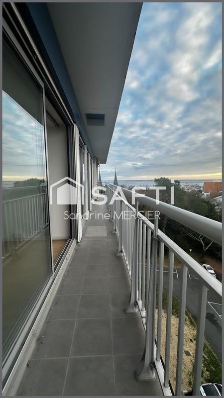 Appartement - 111 m² - 4 pièces