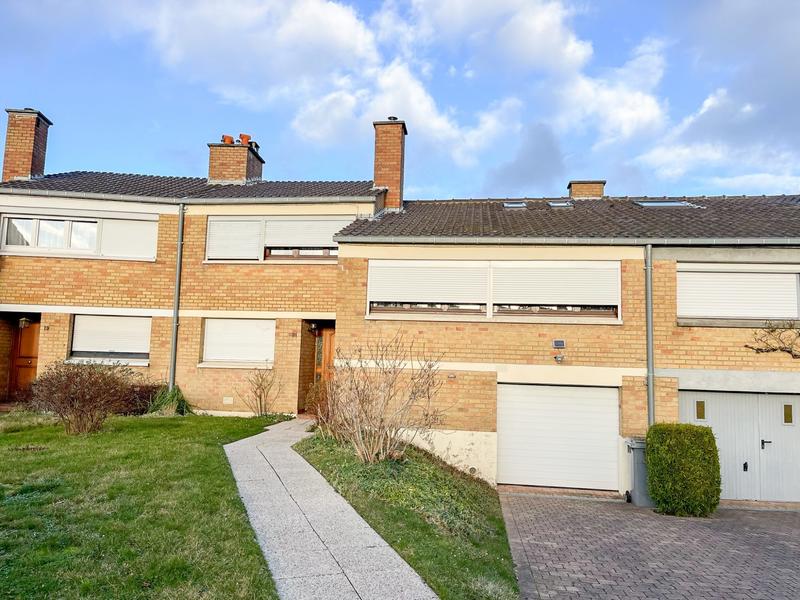 Maison - 115 m² - 5 pièces