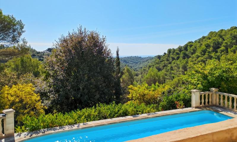 Maison - 170 m² - 5 pièces