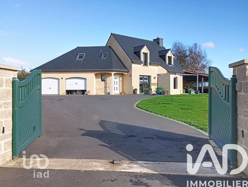 Maison - 174 m² - 8 pièces