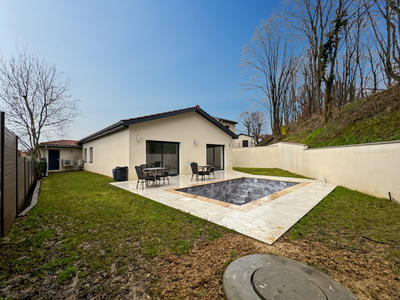 Villa - 104 m² - 4 pièces