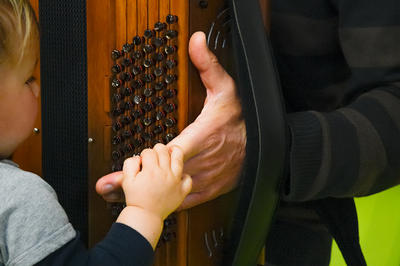 Les p'tits d'abord - l'écloserie - Spectacle pour enfants