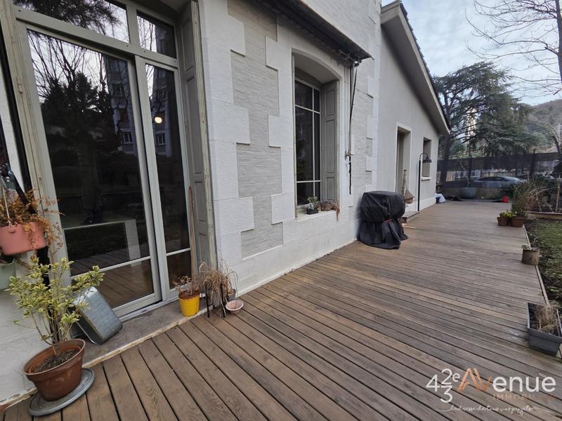 Appartement - 128 m² - 5 pièces